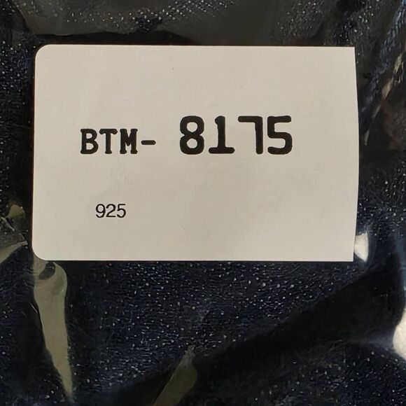 Silver Jeans Co. Suki Mid Short Distressed Denim Sz 16 - Picture 8 of 8